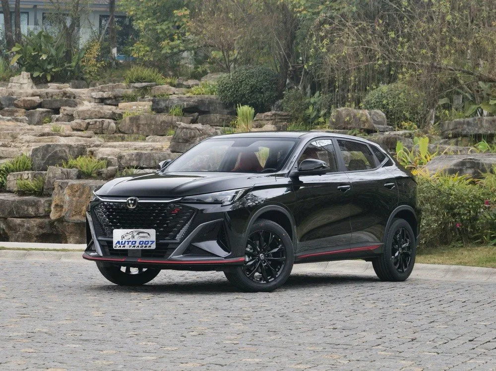 Voiture à essence Changan X5 Plus